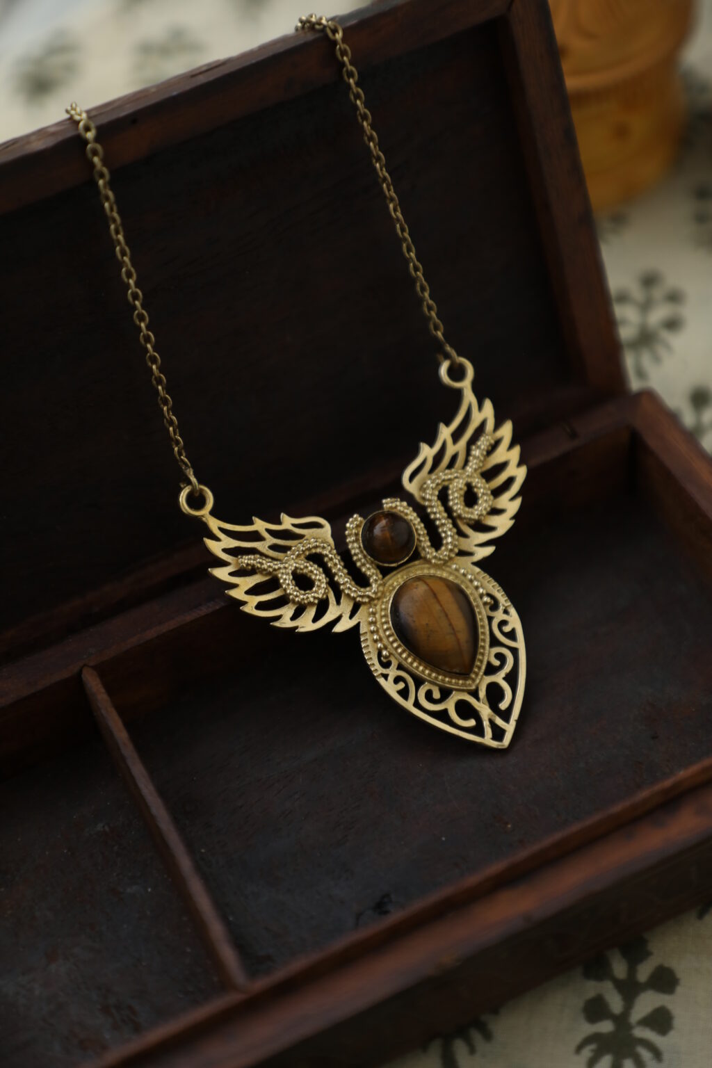 Drachenfeder Halskette