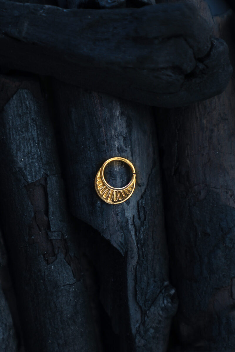 Anillo de tabique de estilo antiguo