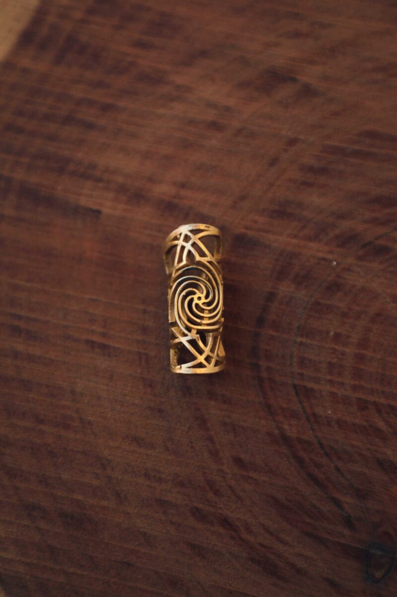 Vibrazioni geometriche Capelli Locs