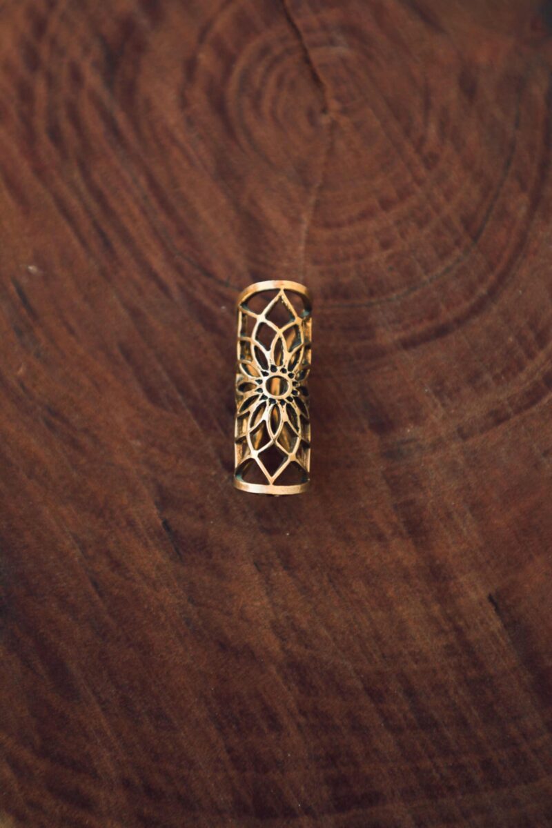 Vibrazioni geometriche Capelli Locs