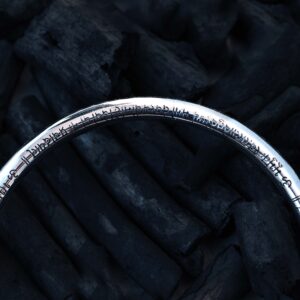 Gargantilla de latón Gayatri Mantra