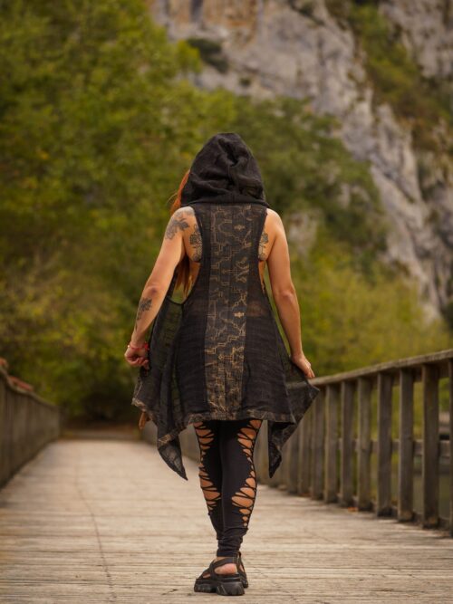 Shipibo Spirit Vest – Unisex Hooded Cotton Layer