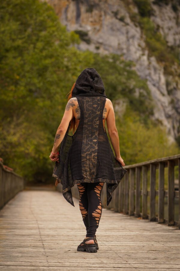 Shipibo Spirit Vest – Strato di cotone unisex con cappuccio