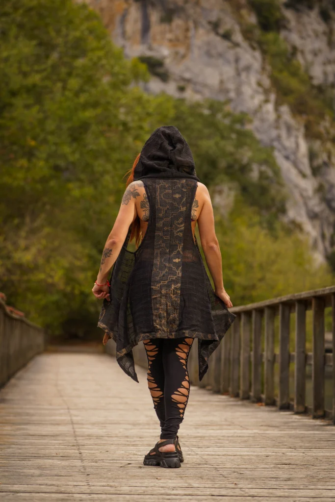 Shipibo Spirit Vest – Unisex Hooded Cotton Layer