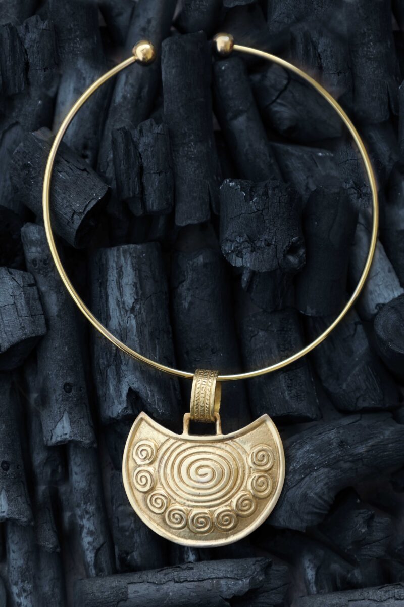 Goldene Ritual Halskette