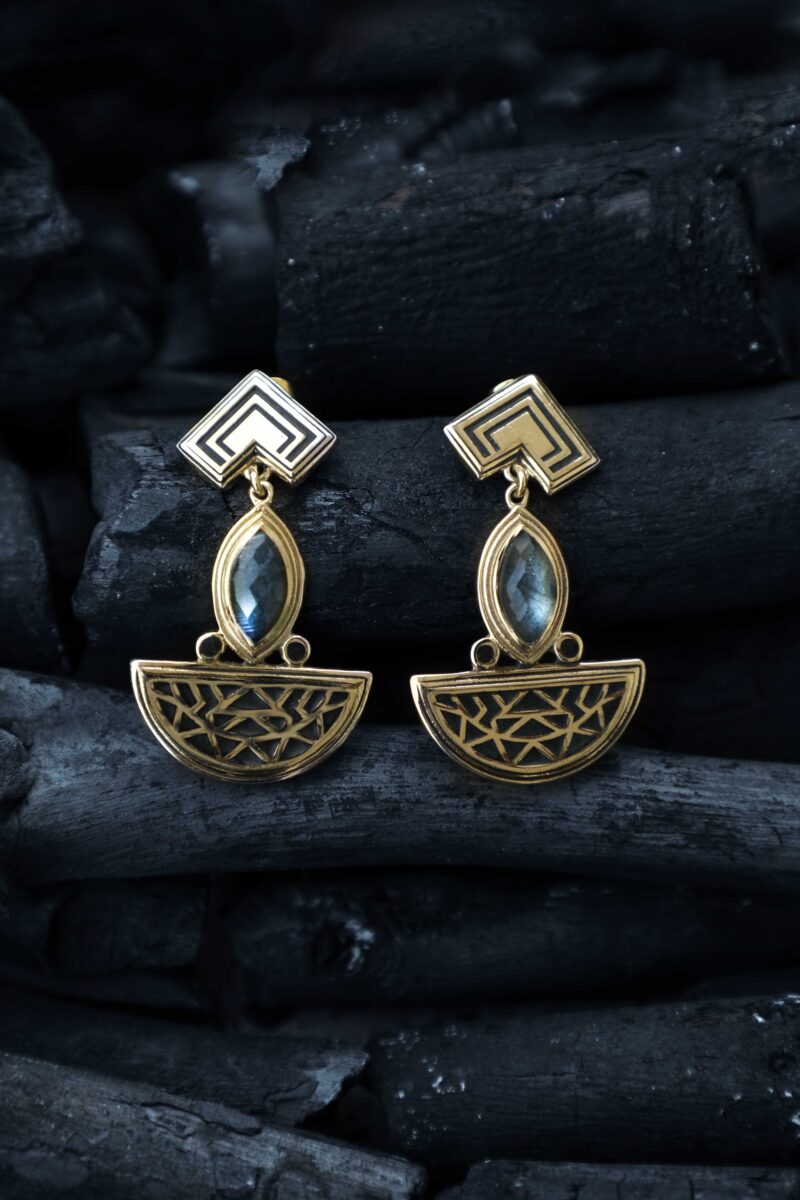 GeoLuna Borchie in Labradorite