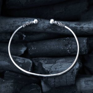 Puño abierto Tribal Spirit