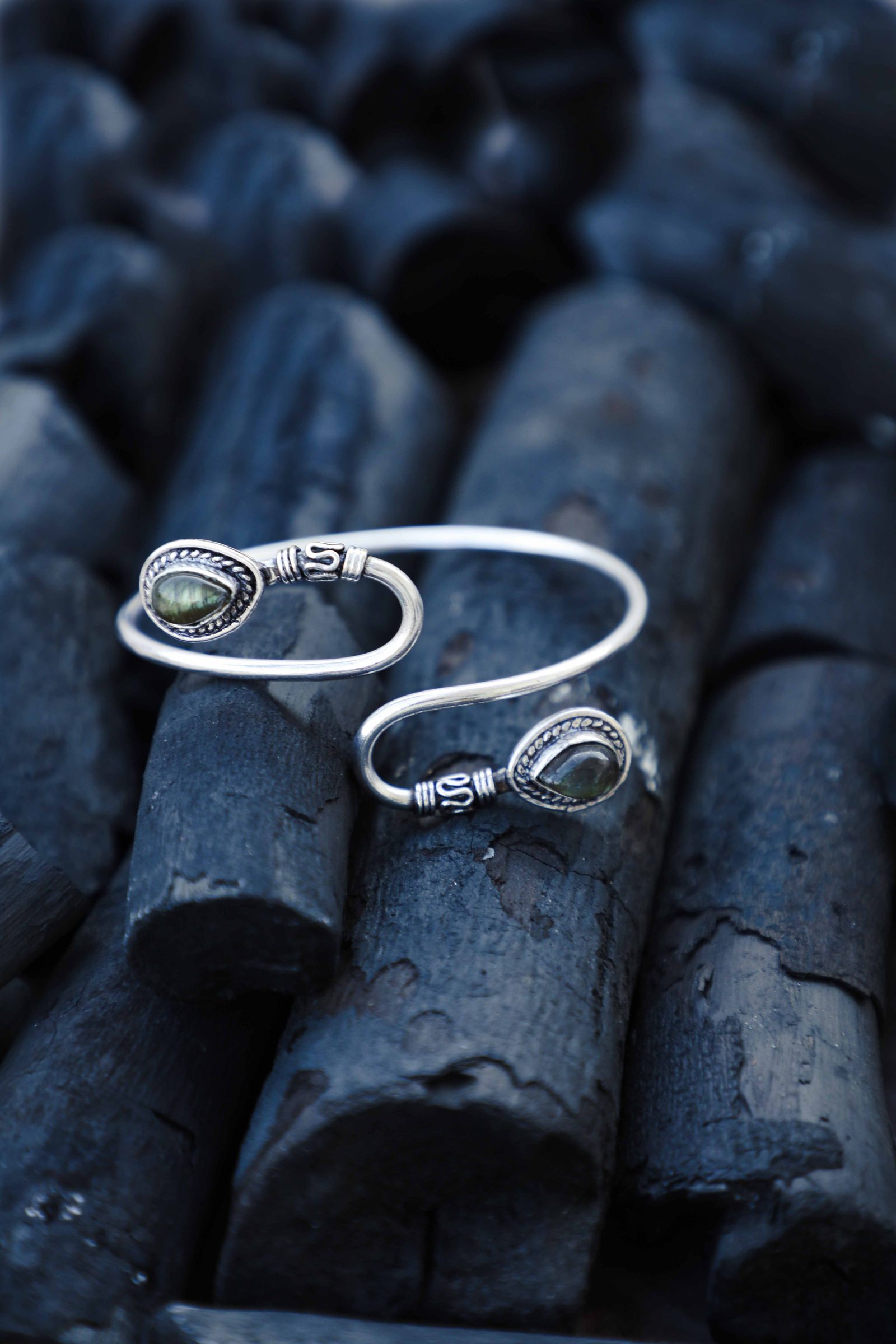 Twin Teardrop Labradorite Cuff