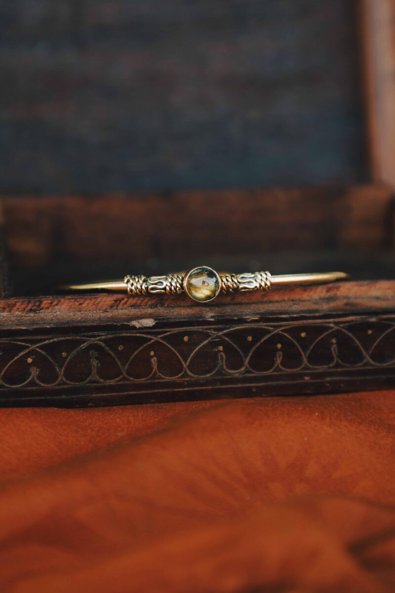 Bracciale in pietra di luna Golden Harmony