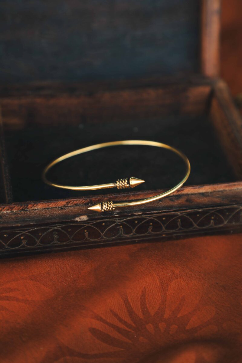 2K3A6612 Arrow Spirit Adjustable Cuff