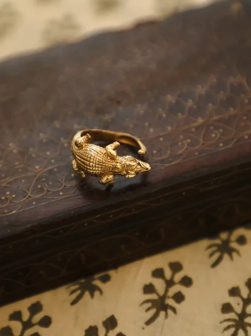 Crocodile Ring