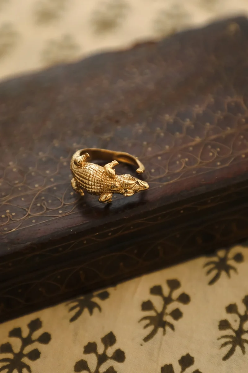 Crocodile Ring