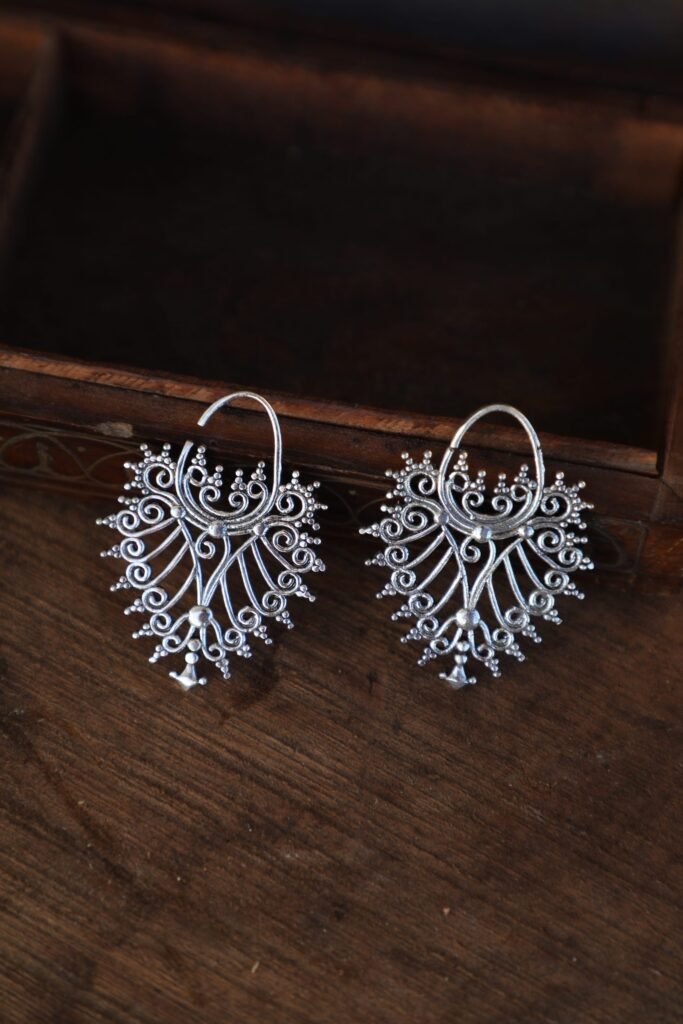 Boucles d’oreilles en filigrane à cerceau solaire