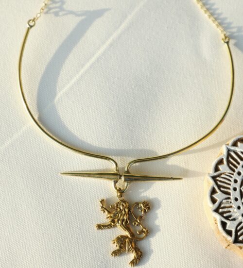 Aurelius Lion Collar