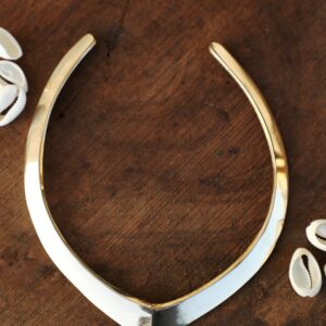 Silva Smooth Brass Choker