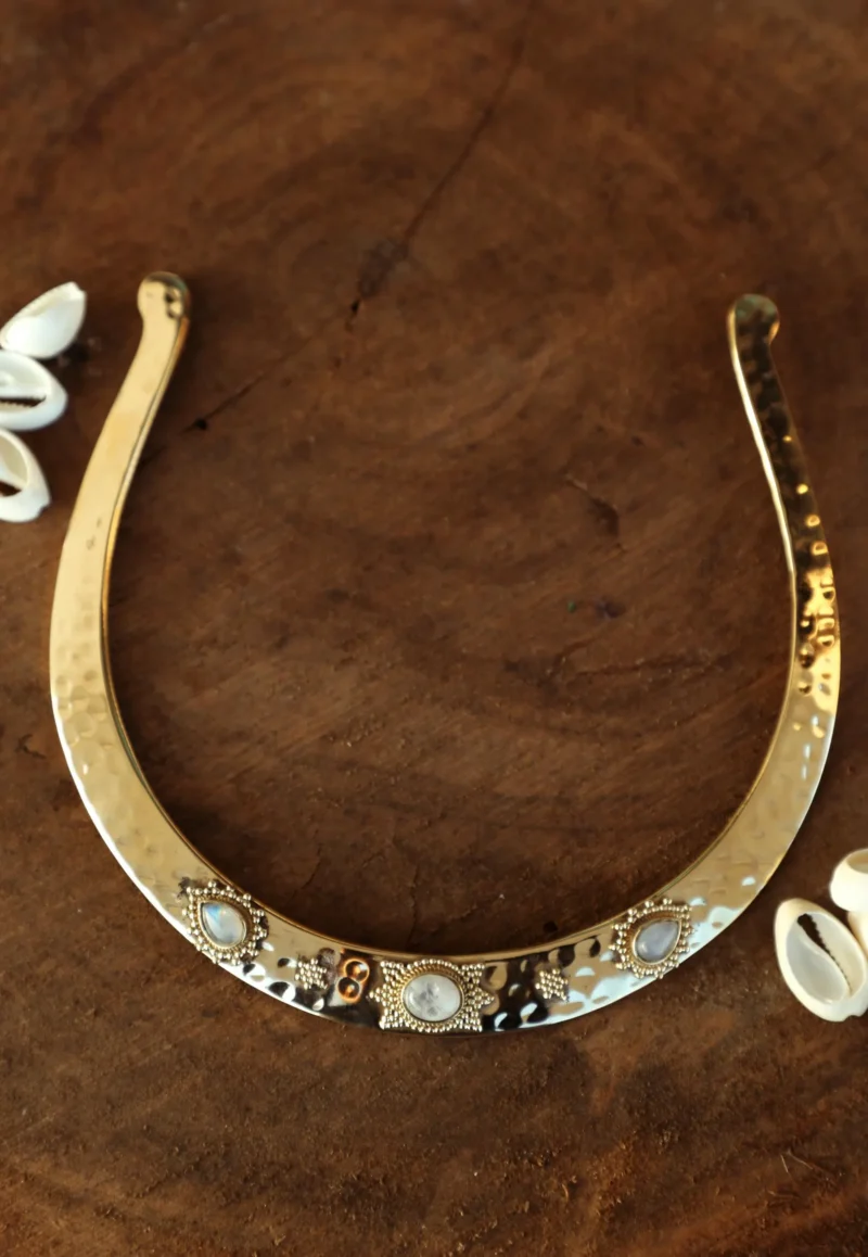 Collana a Mezzaluna Celestiale di Pietra di Luna
