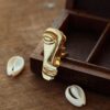 Goldener Gezeiten-Skulptierter Ring