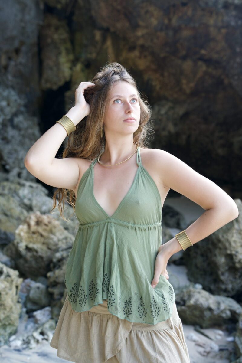 Leaf Grid Halter
