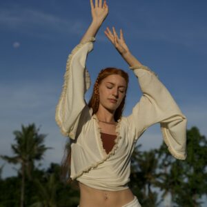Wildvine Sleeve Top