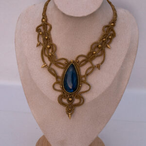 Collana di Macramé con Velo Mistico