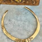 Sorellune Choker