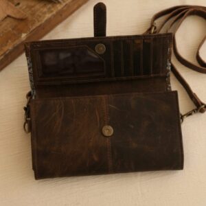 Sienna Crossbody Wallet – Floral Artisan